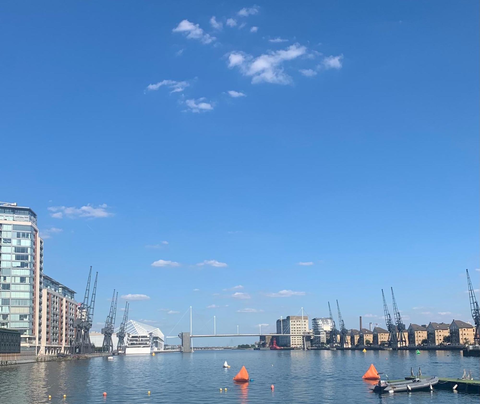 Excel, O2, Canary Wharf, London City Airport - Free Parking Bagian luar foto